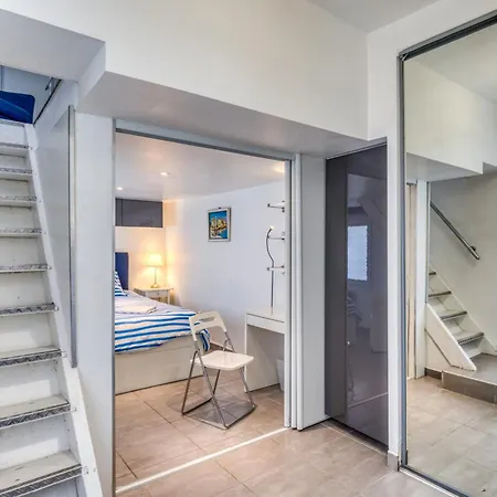 Les Palmiers Holiday home