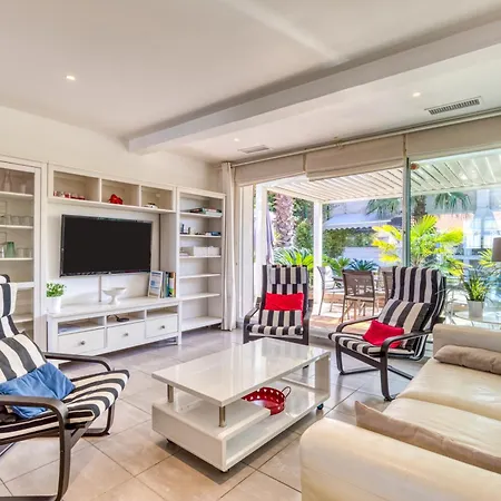 Holiday home Les Palmiers